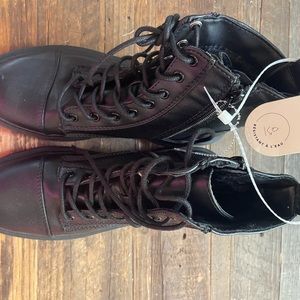 NWT, ALDO Boots, Size 6, Black with faux fur interior